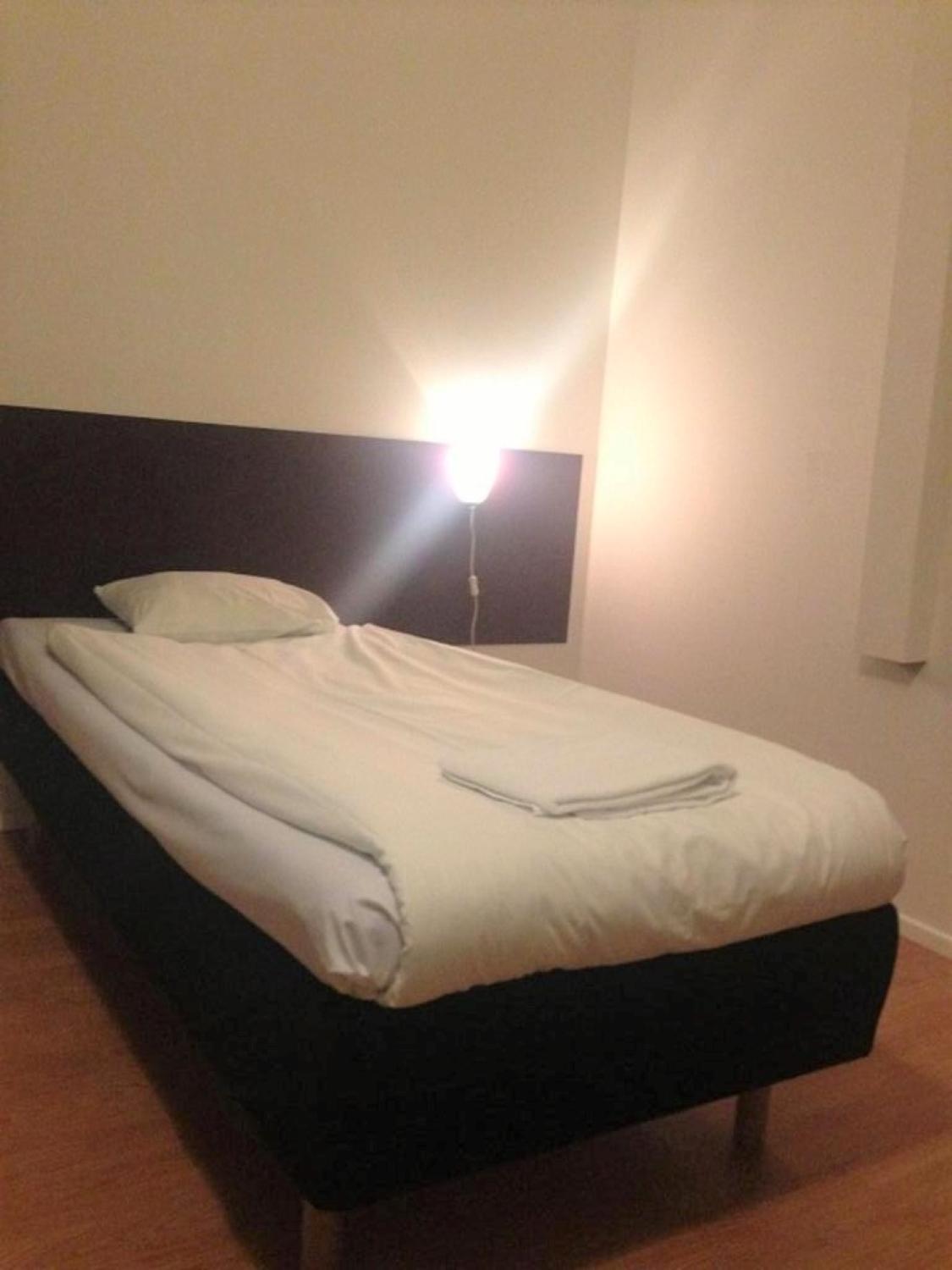 Hotel Dialog