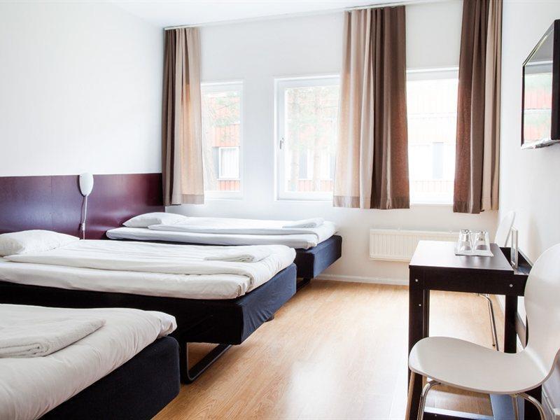 Hotel Dialog 2*